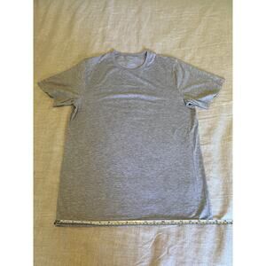 Lululemon Women's Gray T-Shirt Ultra Soft Size 4